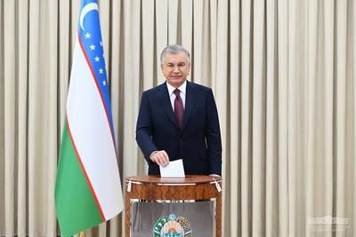 Шавкат Мирзиеев официально выиграл выборы президента Узбекистана