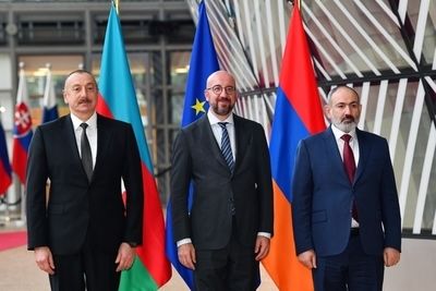 ЕС анонсировал шестую встречу Алиева и Пашиняна в Брюсселе
