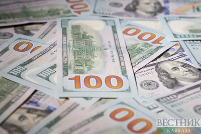 Доллар приближается к 100 рублям