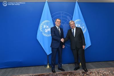 Глава МИД Азербайджана провел переговоры с главой ООН