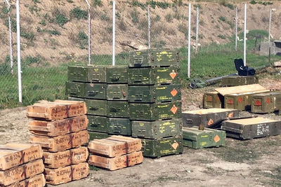 На медно-молибденовом заводе в Карабахе нашли склад оружия