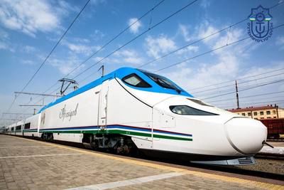 Высокоскоростной поезд в Узбекистане станет дороже на 100% 