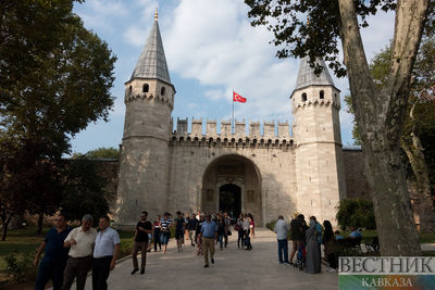 Россияне повезут школьников в Стамбул на каникулы