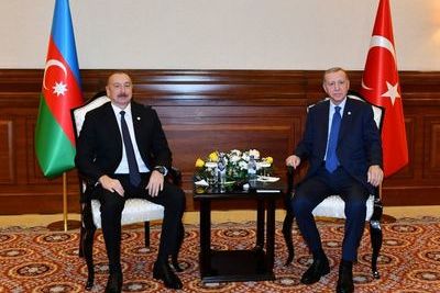 В Астане стартовали переговоры президентов Азербайджана и Турции