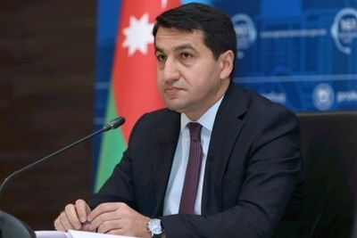 Баку: Армения тянет с подписанием мирного договора 