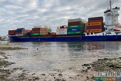 TRACECA соединит морские порты Азербайджана и Грузии с помощью контейнерных перевозок 