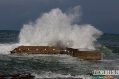 Шестиметровые волны и потоп – в Сочи и Туапсе объявлено штормовое предупреждение