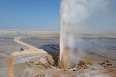 Пожар на газовой скважине тушат почти полгода в Казахстане
