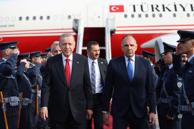 Эрдоган прибыл в Грецию