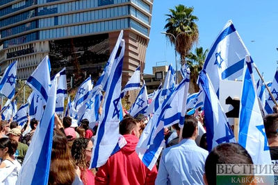 Тысячи митингующих израильтян требуют переговоров с ХАМАС