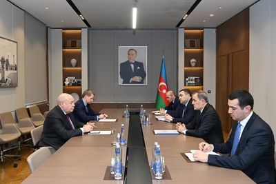 Москва и Баку обсудили развитие культурных связей