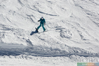 В Сочи лавины закрыли горнолыжные курорты