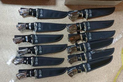 В Хасавюрт из Москвы везли сотни ножей