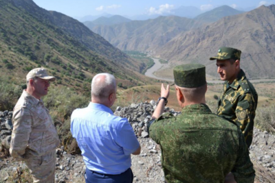 Российские пограничники в Армении: какие границы и аэропорт они охраняют?