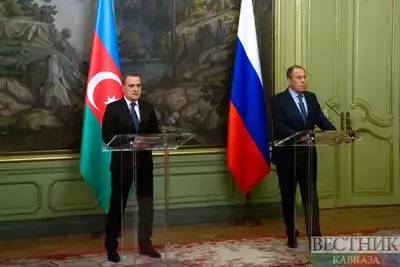 Лавров и Байрамов поговорили о реализации договоренностей Москвы, Баку и Еревана