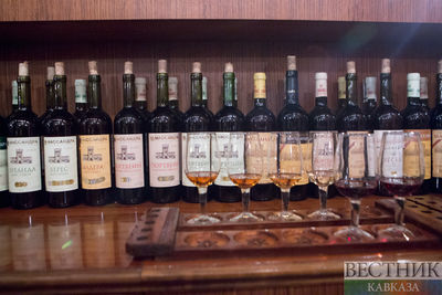 Крымские виноделы проведут благотворительную распродажу старой коллекции