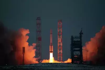 Старт ракеты “Протон“ с космодрома Байконур