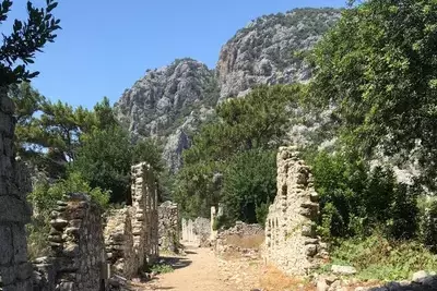 Как посетить древний город Олимпос в Турции?