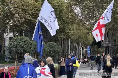 Спокойная обстановка в Тбилиси после разгона лагеря оппозиции сохраняется