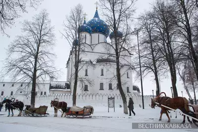 Названы самые дорогие города России на новогодние каникулы