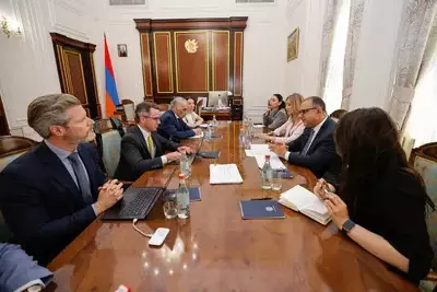 встреча Тиграна Хачатряна и Дональда Ламберта