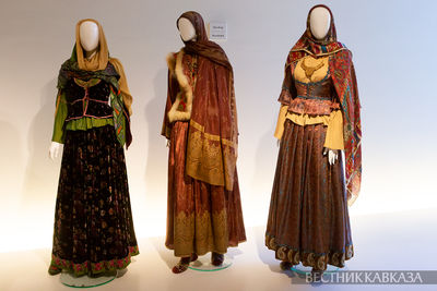 Выставка Шедевры Азербайджана в Центре Гейдара Алиева