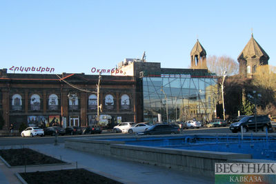 Площадь Вардананц в Гюмри