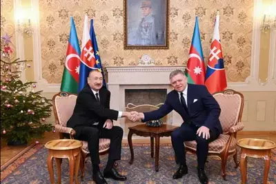 Ильхам Алиев с премьер-министром Словакии Робертом Фицо. Братислава. 9 декабря 2025