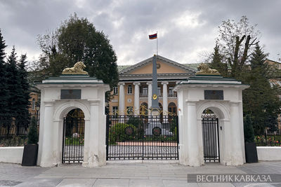 Зачем Ален Симонян ездил в Москву?