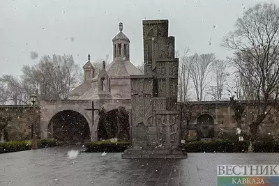 Пашинян vs Церковь: почему против католикоса возбудили уголовное дело Пашинян vs Церковь: почему против католикоса возбудили уголовное дело