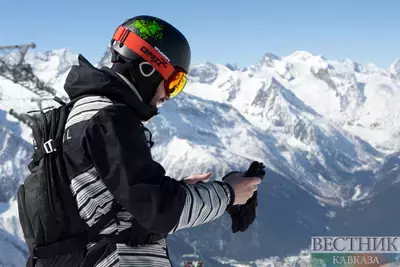 Шлемы могут стать обязательными для туристов на горнолыжных курортах России