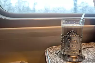 Чай в подстаканнике