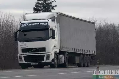 Верхний Ларс закрыли для всего транспорта