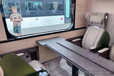 Поезд "Жемчужина Кавказа" расширяет географию маршрута и открывает продажи билетов