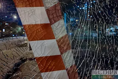 Разбитое стекло