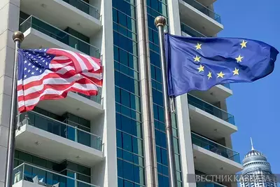 Флаги ЕС и США