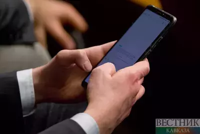 Президенты Азербайджана и Узбекистана провели разговор по телефону