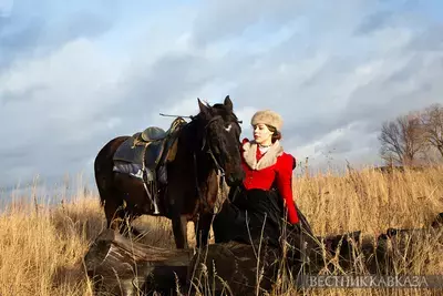 Девушка с лошадью