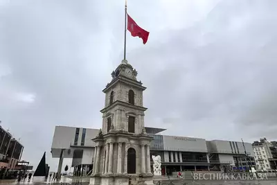 Часовая башня Нусретие и Музей современного искусства