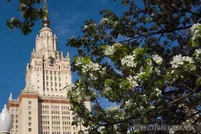 Главное здание МГУ