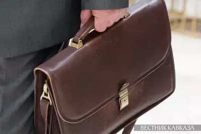 Человек с портфелем