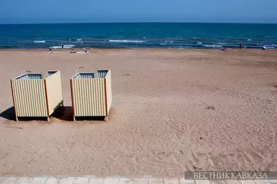 Пляж в Дербенте