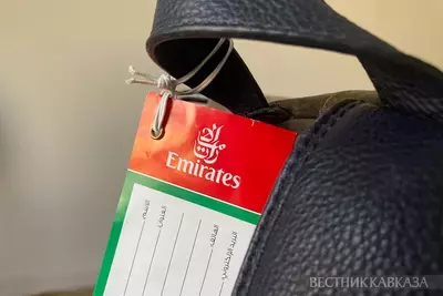 Сумка с бейдем авиакомпании Emirates