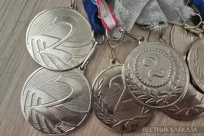 Медали