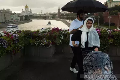 Туристы на Большом москворецком мосту