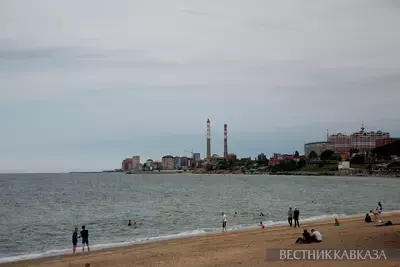 Пляж в Махачкале