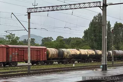 Товарный поезд