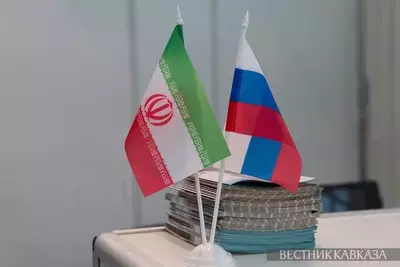 Флаги России и Ирана