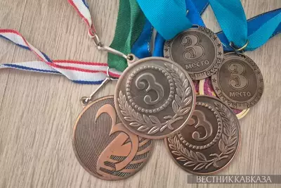 Медали