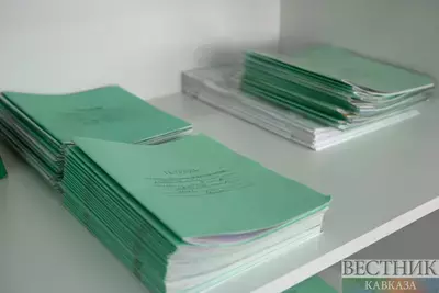 Учебный год стартует сегодня в школах Азербайджана и Грузии